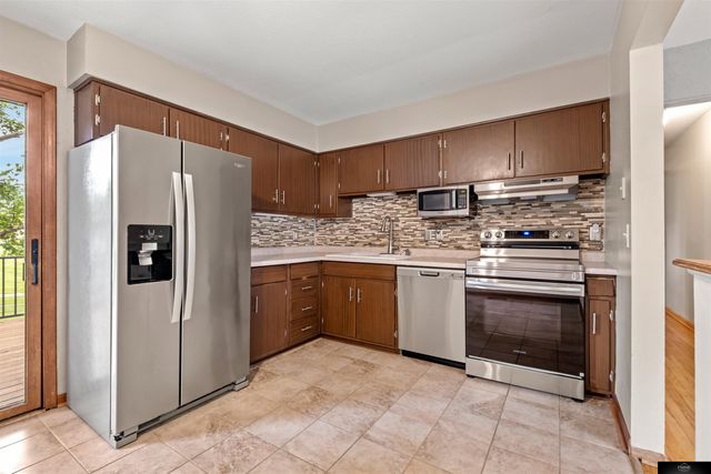 3618 S 91st Street, Omaha, NE 68124