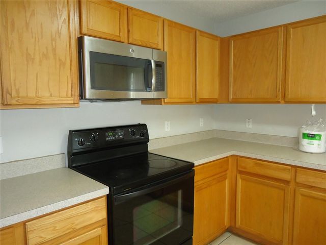 121 BRISTOL FOREST TRAIL, Sanford, FL 32771