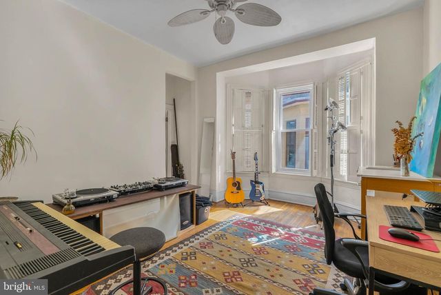 923 S SAINT BERNARD ST, Philadelphia, PA 19143