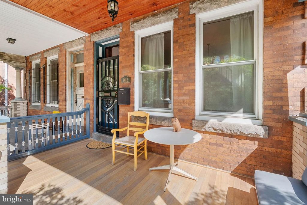 923 S SAINT BERNARD ST, PHILADELPHIA, PA 19143 — photo 2