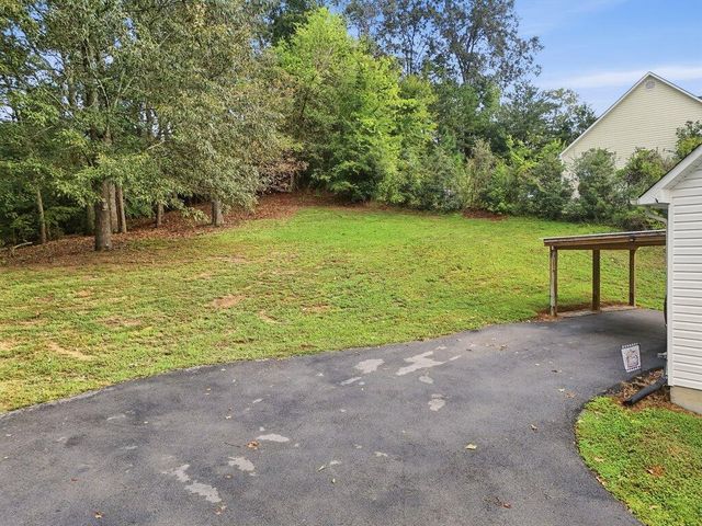 777 Grassy Branch Road, Dayton, TN 37321