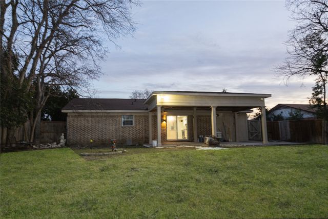 1609 Running River Road, Garland, TX 75044