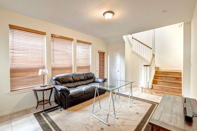 5518 Rose Street, Houston, TX 77007