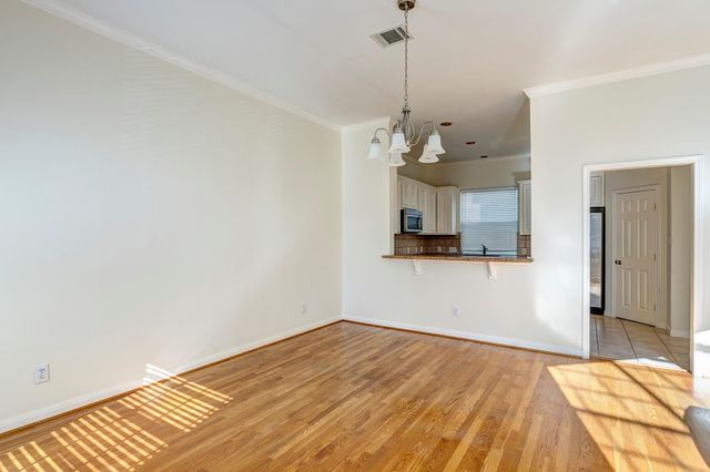 5518 Rose Street, Houston, TX 77007