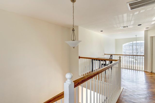 5518 Rose Street, Houston, TX 77007