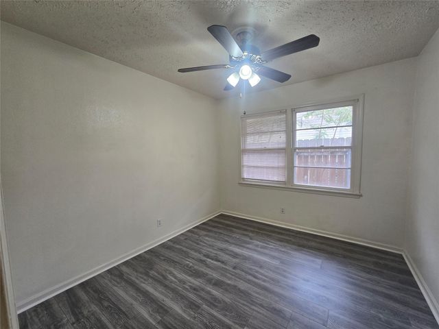 6717 Fairway Drive, Galveston, TX 77551