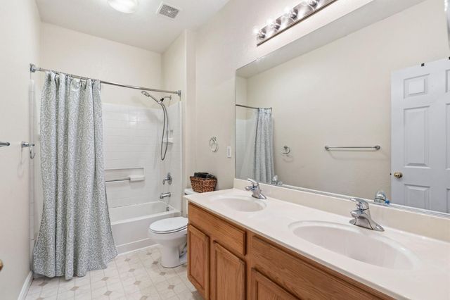 9044 Wharton Way, Elk Grove, CA 95624