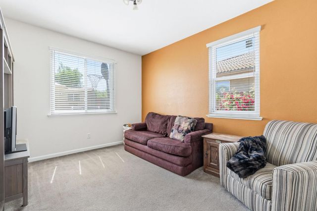 9044 Wharton Way, Elk Grove, CA 95624