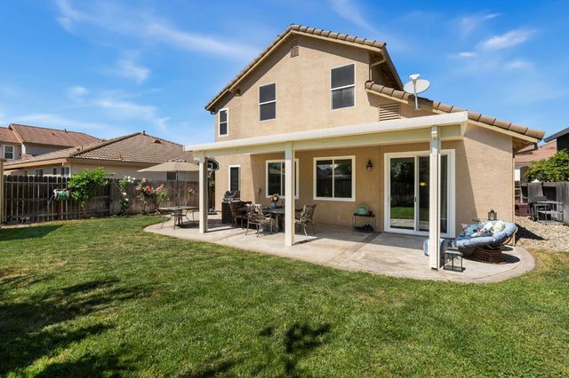 9044 Wharton Way, Elk Grove, CA 95624