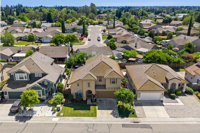 9044 Wharton Way, Elk Grove, CA 95624