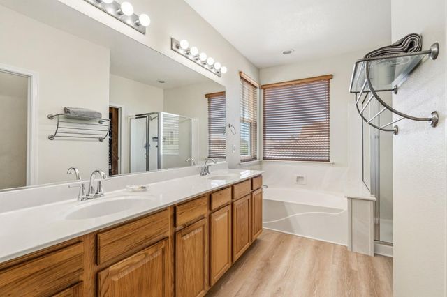 9044 Wharton Way, Elk Grove, CA 95624