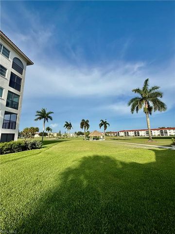 1 High Point CIR W 303, Naples, FL 34103