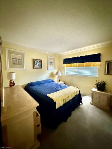 1 High Point CIR W 303, Naples, FL 34103