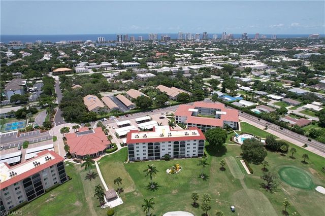 1 High Point CIR W 303, Naples, FL 34103