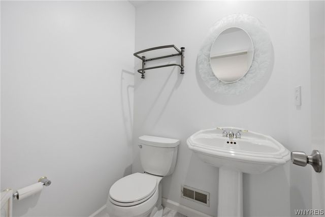 6962 Christi Lane, Wheatfield, NY 14304
