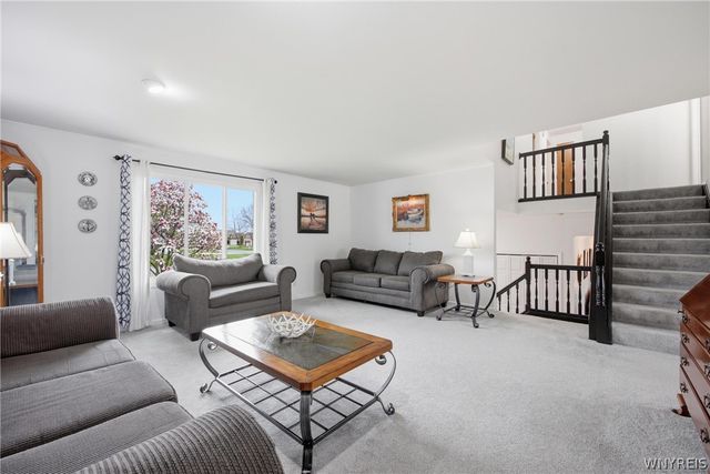 6962 Christi Lane, Wheatfield, NY 14304