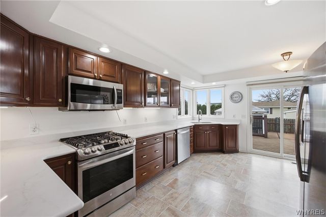 6962 Christi Lane, Wheatfield, NY 14304