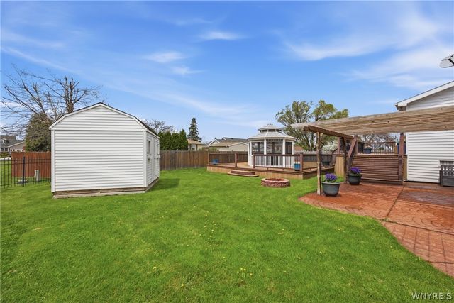 6962 Christi Lane, Wheatfield, NY 14304