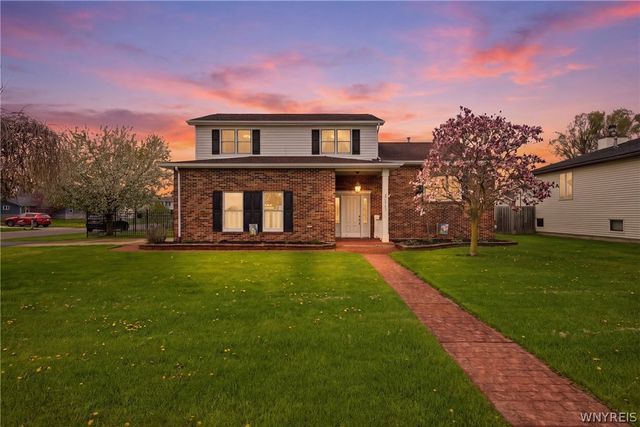 6962 Christi Lane, Wheatfield, NY 14304