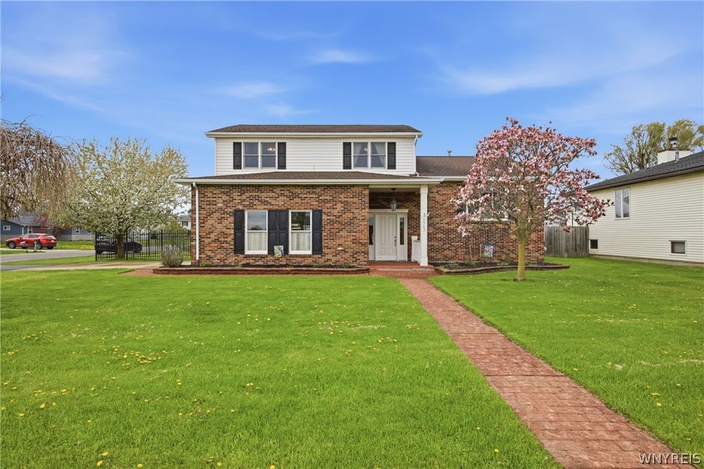 6962 Christi Lane, Wheatfield, NY 14304