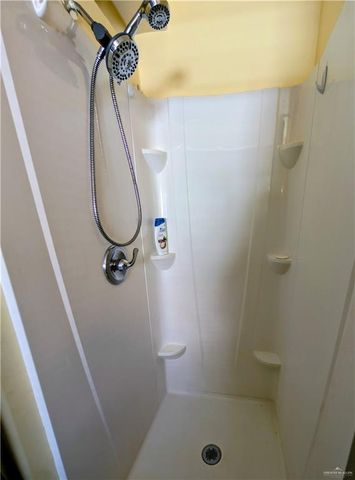 2516 Starling W Circle, Palmview, TX 78572