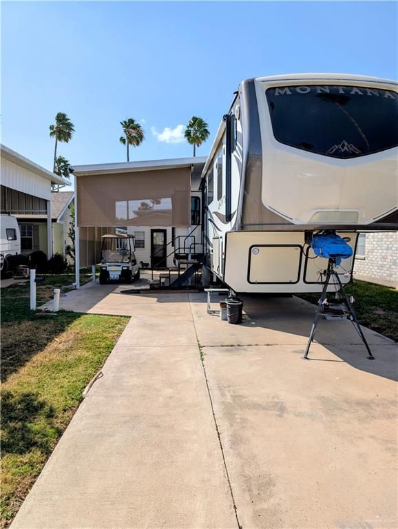 2516 Starling W Circle, Palmview, TX 78572