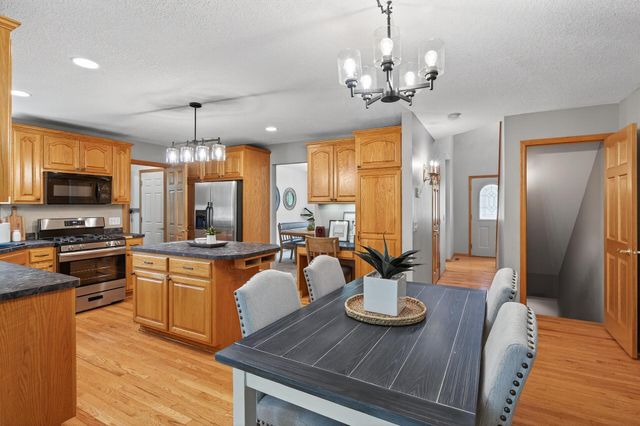 1206 Kensington Way, Buffalo, MN 55313