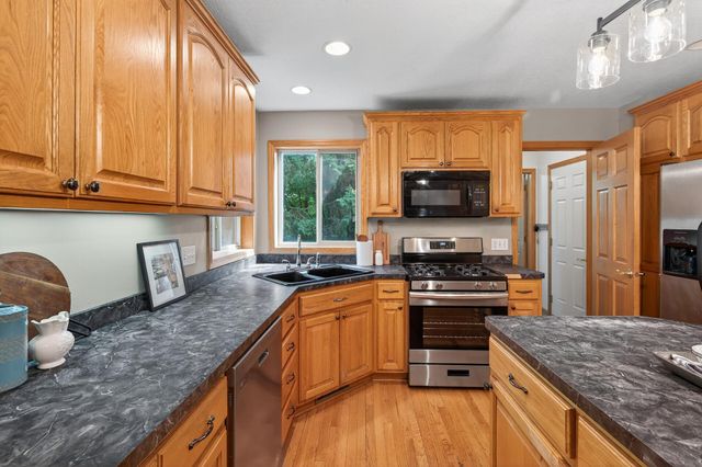 1206 Kensington Way, Buffalo, MN 55313