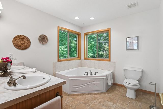 1206 Kensington Way, Buffalo, MN 55313