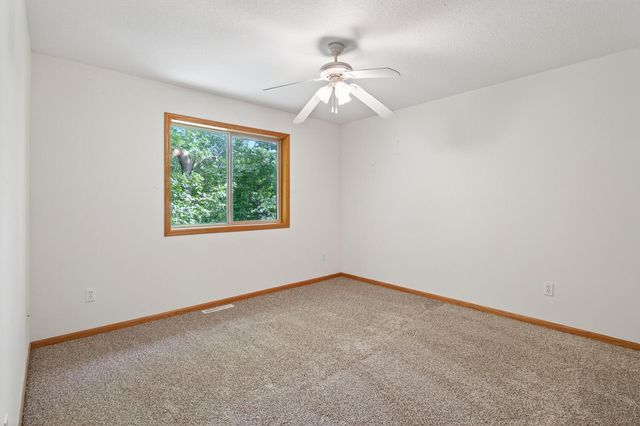 1206 Kensington Way, Buffalo, MN 55313