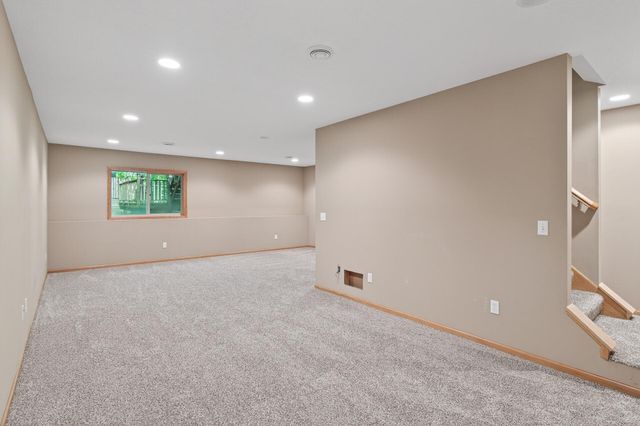 1206 Kensington Way, Buffalo, MN 55313