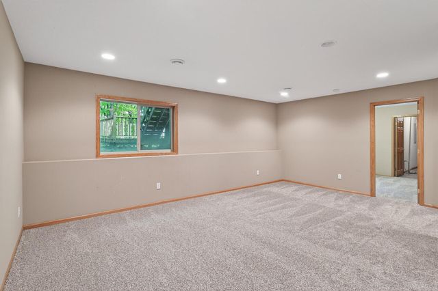 1206 Kensington Way, Buffalo, MN 55313