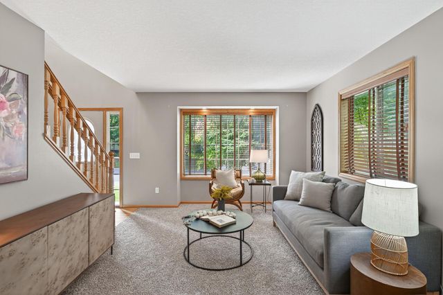 1206 Kensington Way, Buffalo, MN 55313