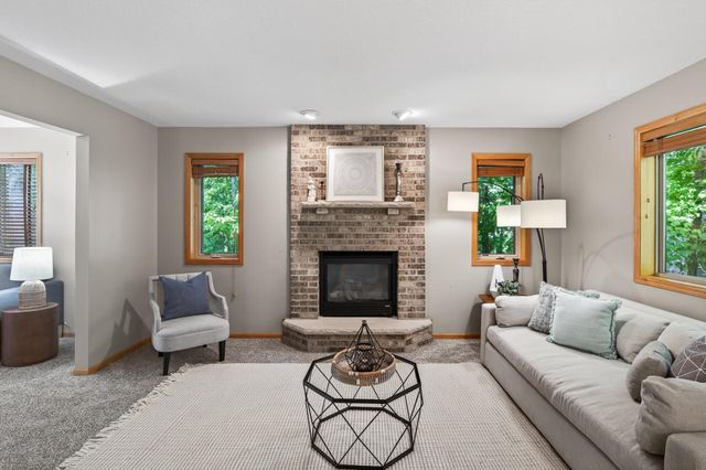 1206 Kensington Way, Buffalo, MN 55313