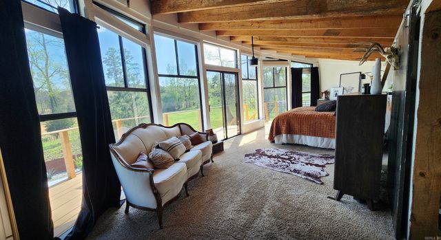 8909 Berry Patch Lane, Roland, AR 72135