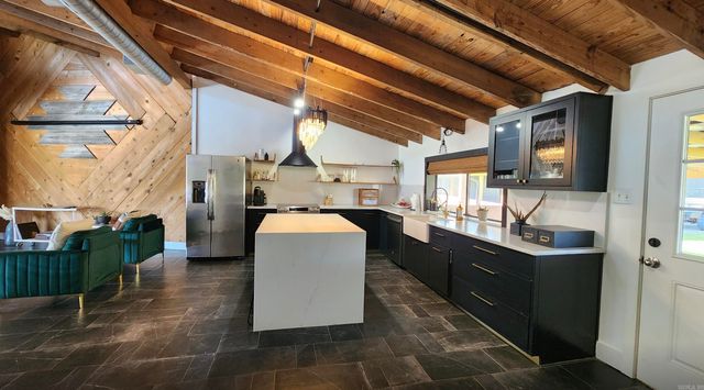 8909 Berry Patch Lane, Roland, AR 72135