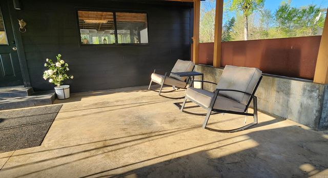 8909 Berry Patch Lane, Roland, AR 72135