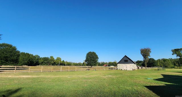 8909 Berry Patch Lane, Roland, AR 72135