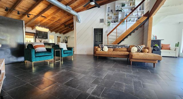 8909 Berry Patch Lane, Roland, AR 72135