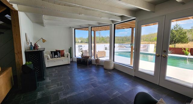 8909 Berry Patch Lane, Roland, AR 72135