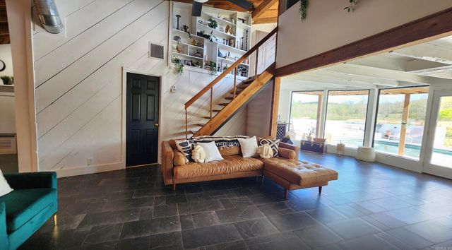 8909 Berry Patch Lane, Roland, AR 72135