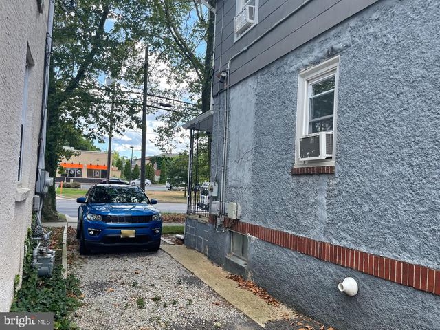 708 E CHESTNUT AVE, Vineland, NJ 08360