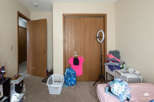 2556 Candle Crest Cir., Manhattan, KS 66503