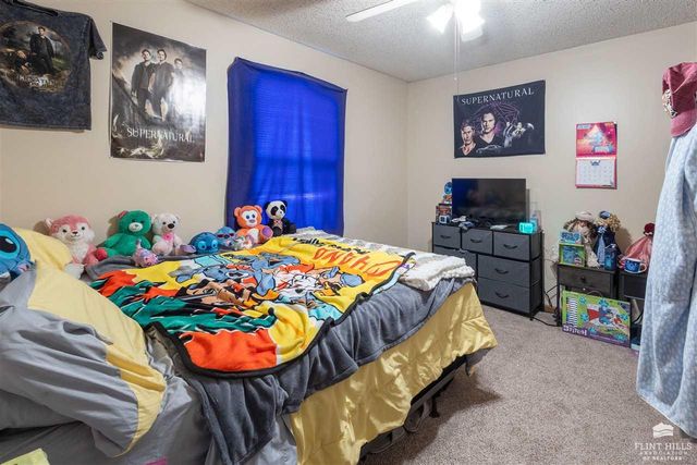 2556 Candle Crest Cir., Manhattan, KS 66503