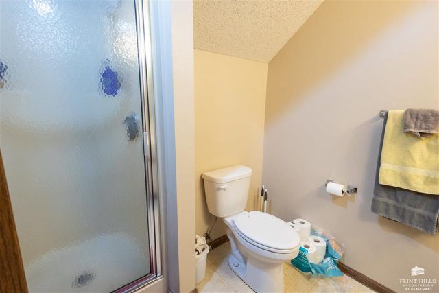 2556 Candle Crest Cir., Manhattan, KS 66503