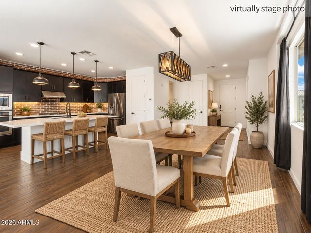 5622 S 28TH Street, Phoenix, AZ 85040