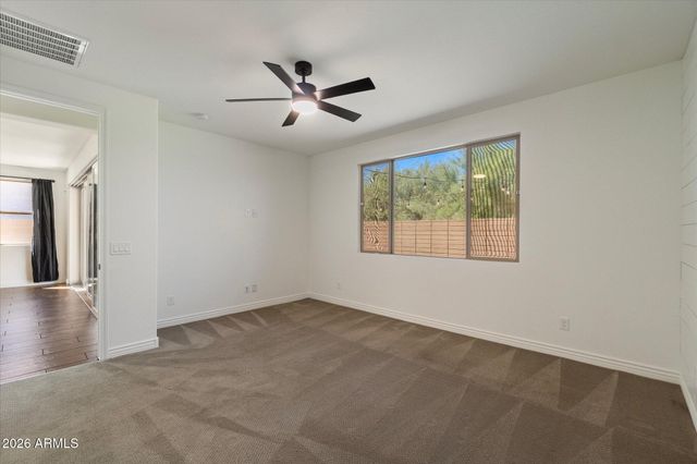 5622 S 28TH Street, Phoenix, AZ 85040