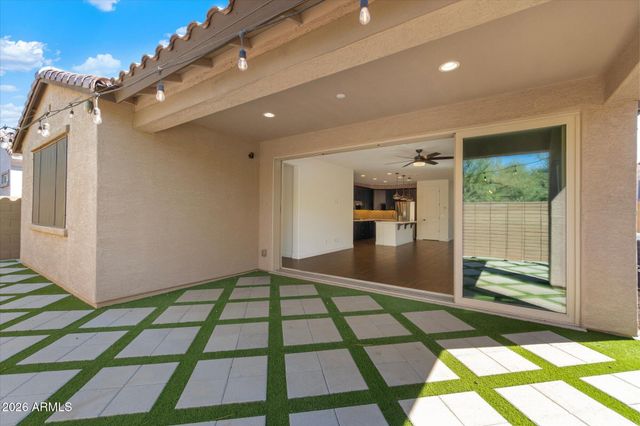 5622 S 28TH Street, Phoenix, AZ 85040