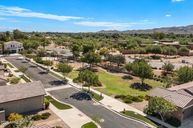 5622 S 28TH Street, Phoenix, AZ 85040