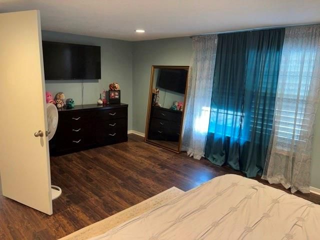 1909 11th Avenue, La Marque, TX 77568